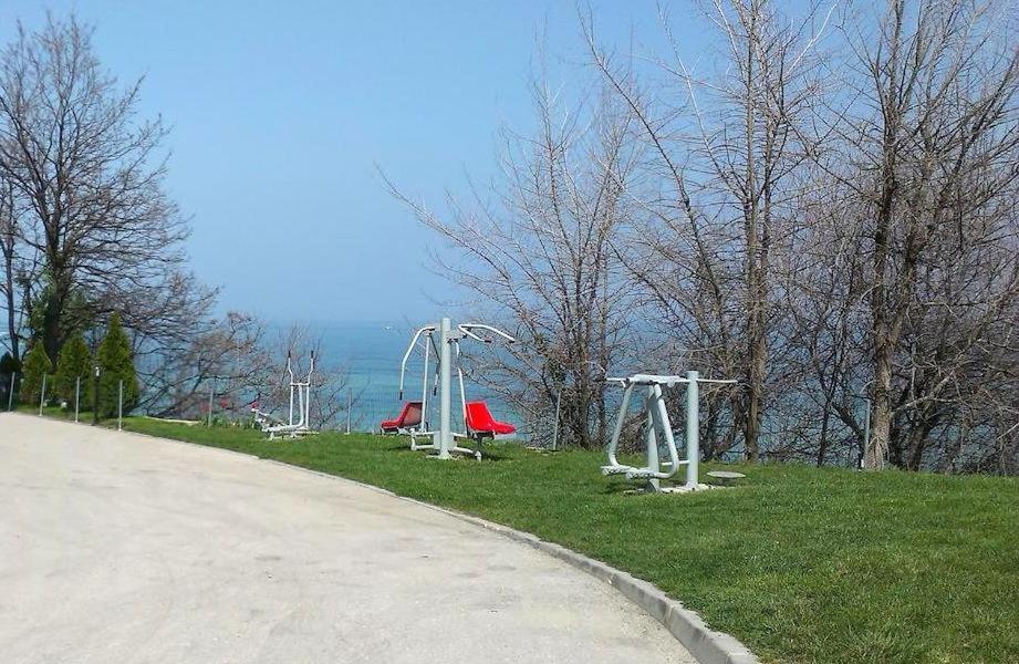 Silver Beach Delux Apartments بايالا المظهر الخارجي الصورة