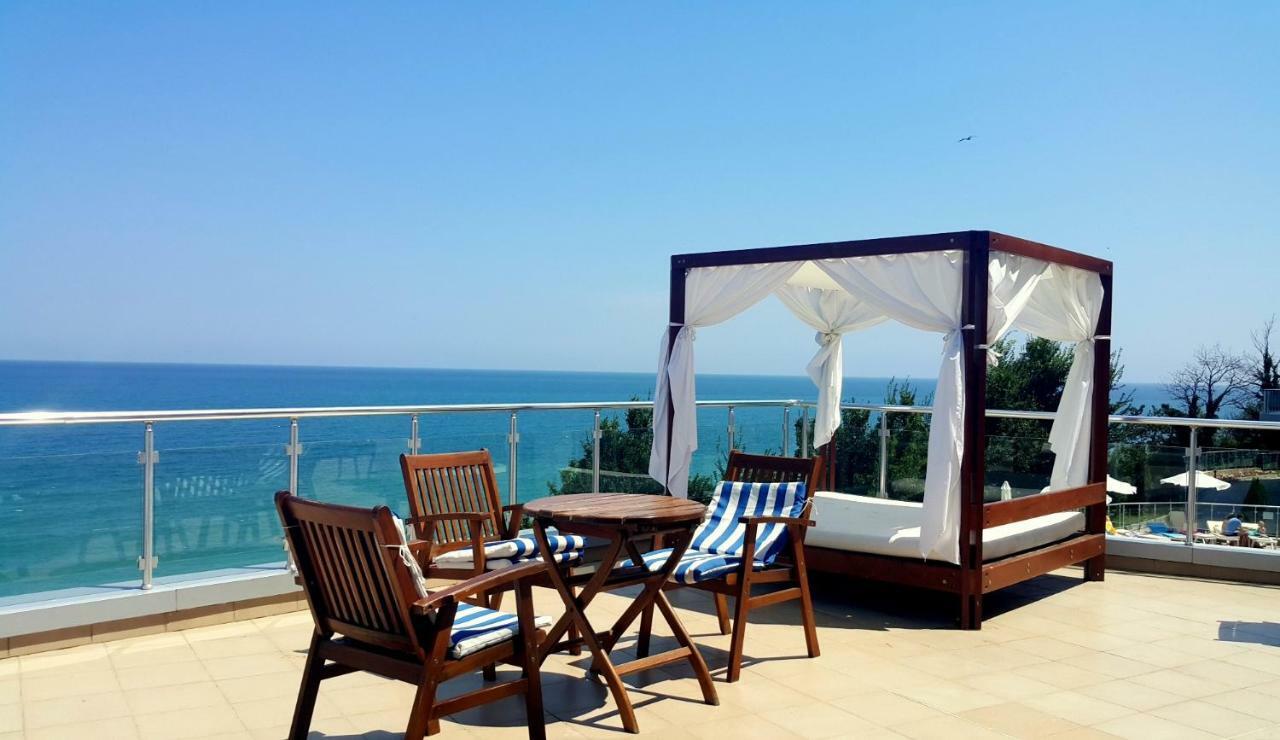 Silver Beach Delux Apartments بايالا المظهر الخارجي الصورة