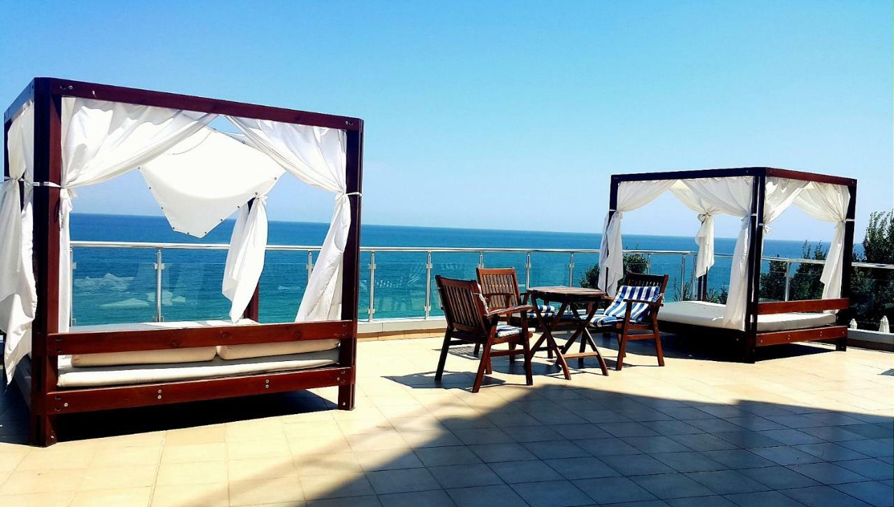 Silver Beach Delux Apartments بايالا المظهر الخارجي الصورة