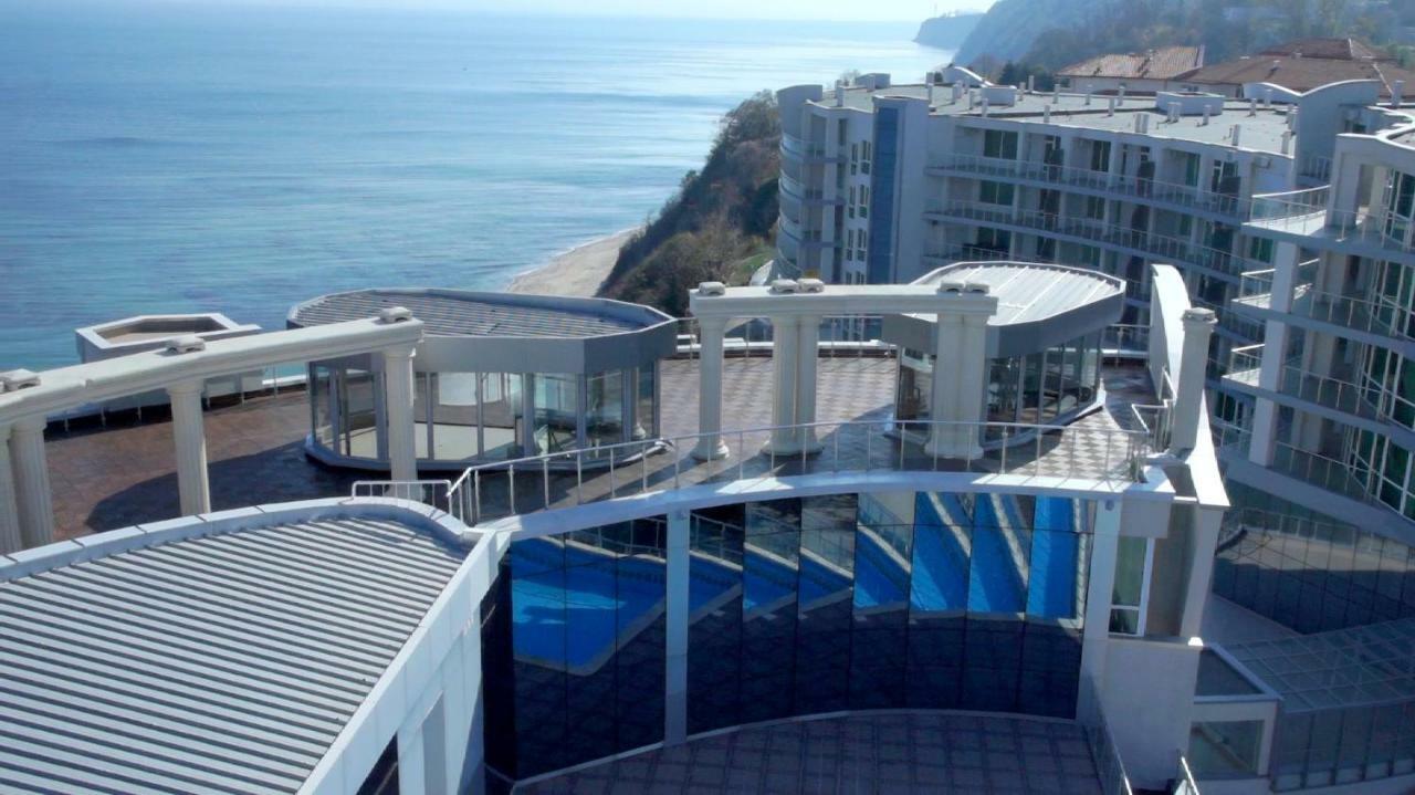 Silver Beach Delux Apartments بايالا المظهر الخارجي الصورة