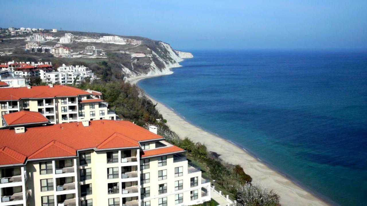 Silver Beach Delux Apartments بايالا المظهر الخارجي الصورة