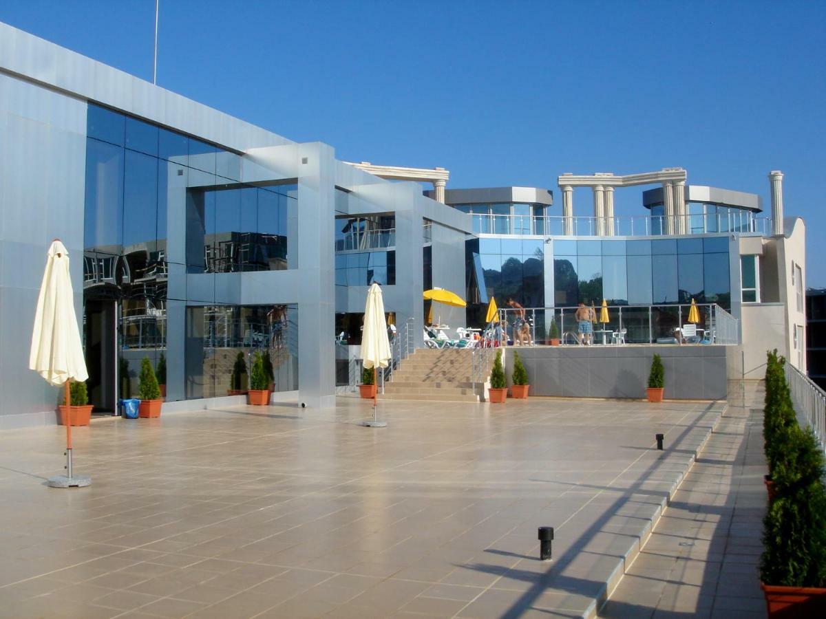 Silver Beach Delux Apartments بايالا المظهر الخارجي الصورة